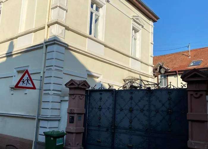 Apartamento Idyllisches In Traumlage Neustadt an der Weinstraße